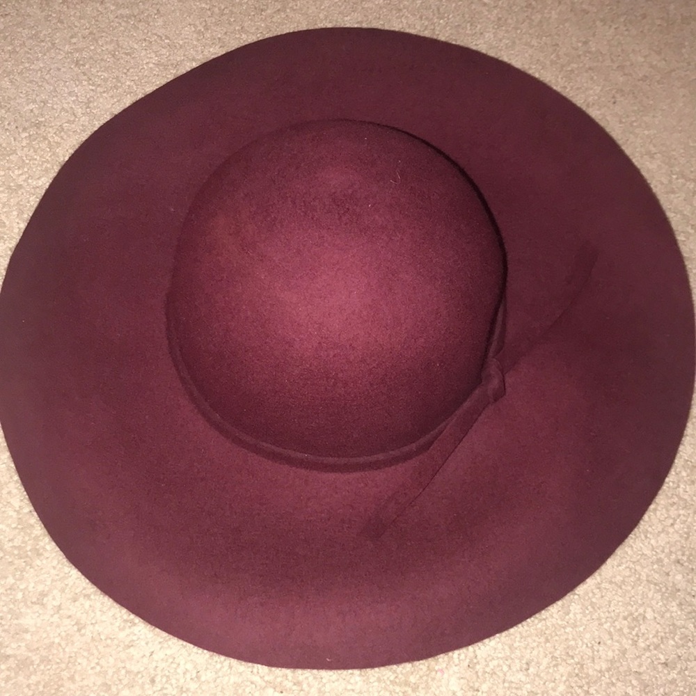 Felt floppy hat maroon